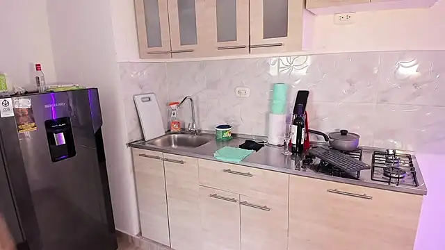 rose scottt online show from 03-15-26, 06:14