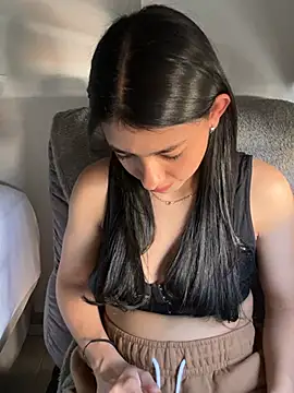 Liissa cute  online show from 03-13-26, 08:37