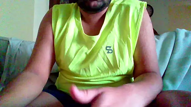 Snapshot of whoreboi98 chatting on 12-28-24, 09:31 whoreboi98 online show from 12-28-24, 09:31