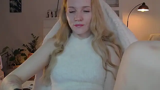 ginger vi online show from 02-25-25, 12:14