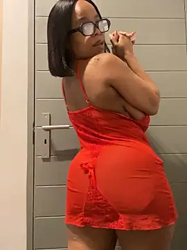 Saggy areola95 online show from 05-21-26, 10:00