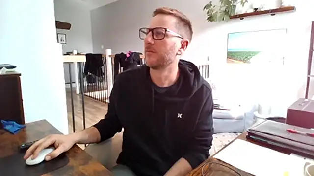 Bigdicktrav902 online show from 04-14-26, 12:22