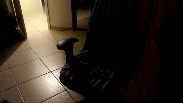 Snapshot of joeydee1 chatting on 02-26-25, 08:48 joeydee1 online show from 02-26-25, 08:48