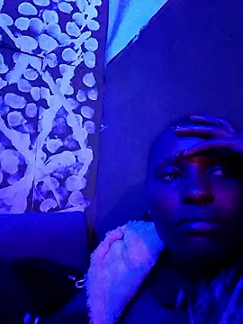 Snapshot of Candykitten chatting on 01-08-26, 05:48 Candykitten online show from 01-08-26, 05:48