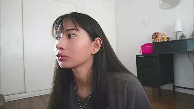 AlessiaVix online show from 06-05-26, 05:07