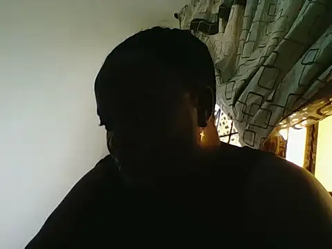 Snapshot of Hotwife8 chatting on 06-02-26, 06:04 Hotwife8 online show from 06-02-26, 06:04