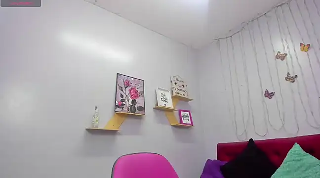 kathina giraldo online show from 01-17-25, 12:52