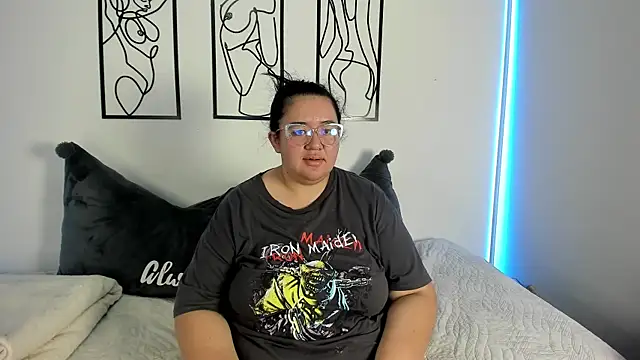 RubyPirsso18 online show from 12-20-25, 07:10