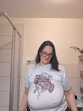 Jujuicy 97 online show from 03-25-26, 09:10