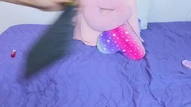 Lorenne Miller online show from 01-26-25, 12:26