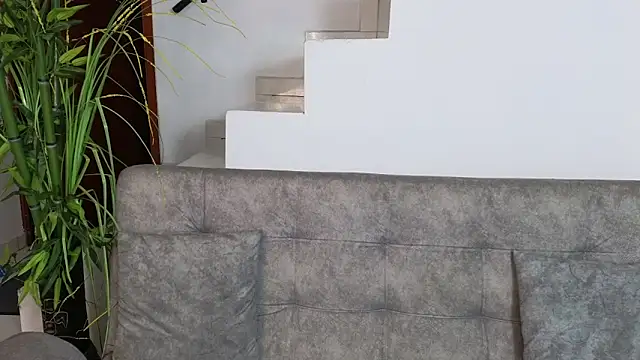 Lorenne Miller online show from 03-12-25, 03:24