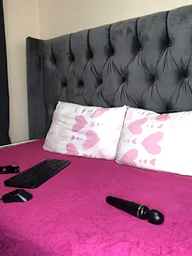 Anaelle24 online show from 02-17-26, 07:42