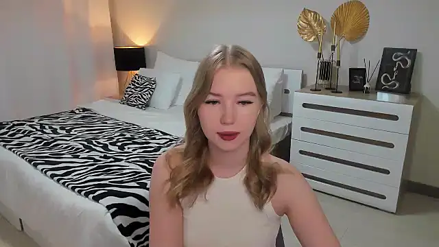 shy  lady online show from 01-28-25, 12:57