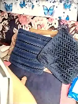 sexylaya2 online show from 04-07-26, 05:35