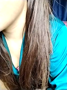 sexylaya2 online show from 04-12-26, 05:29