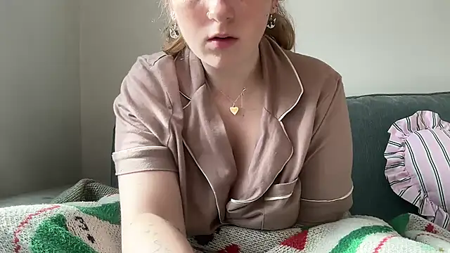 lilsbabyxo online show from 05-17-26, 07:28