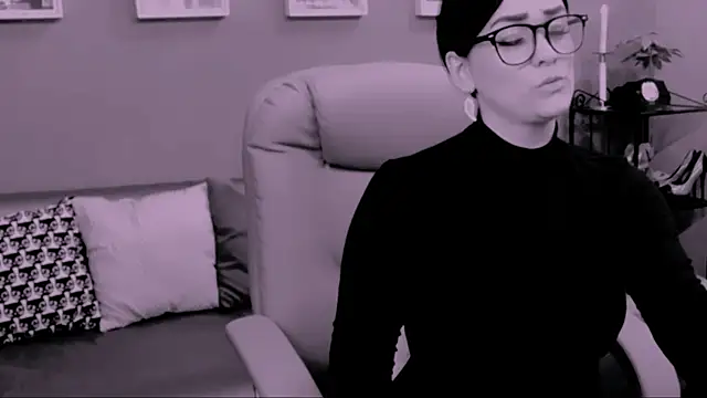 ChantalLion online show from 10-30-25, 12:45