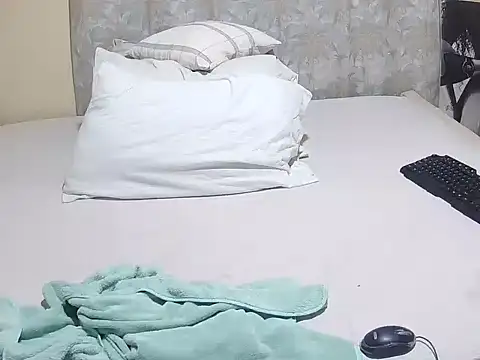 slender sweet online show from 05-07-26, 11:04