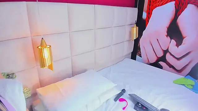 Amberluy online show from 04-06-26, 07:04