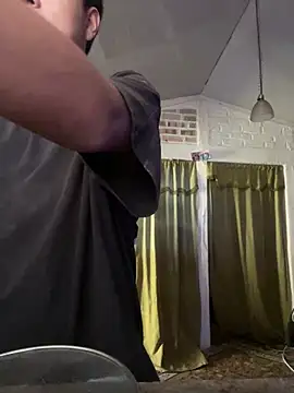 Snapshot of FlpGmz chatting on 03-13-26, 06:14 FlpGmz online show from 03-13-26, 06:14