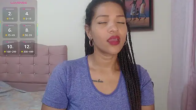 makennaa  online show from 02-12-26, 09:37