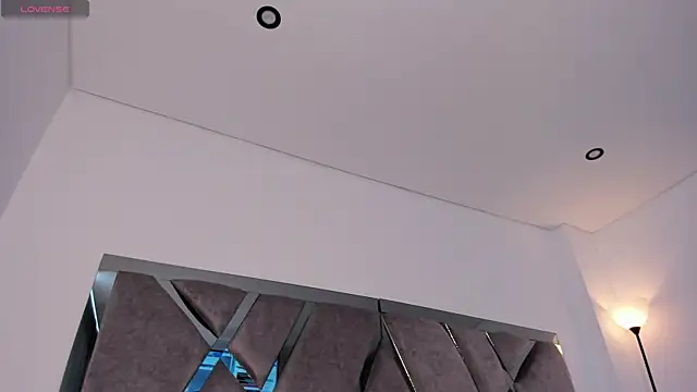 samaay07  online show from 04-10-26, 08:46