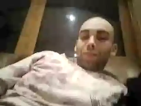 Snapshot of DrbigdickUK chatting on 01-01-25, 06:59 DrbigdickUK online show from 01-01-25, 06:59