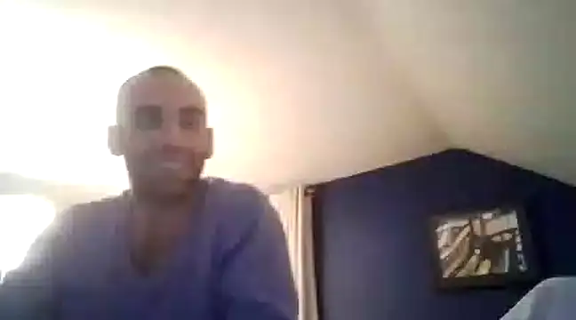 Snapshot of DrbigdickUK chatting on 01-07-25, 12:34 DrbigdickUK online show from 01-07-25, 12:34