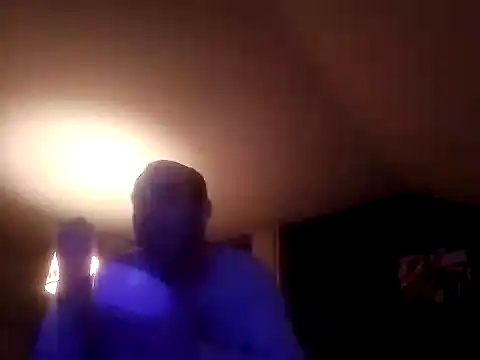 Snapshot of DrbigdickUK chatting on 01-22-25, 11:32 DrbigdickUK online show from 01-22-25, 11:32