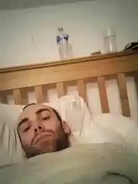 Snapshot of DrbigdickUK chatting on 01-25-25, 08:53 DrbigdickUK online show from 01-25-25, 08:53