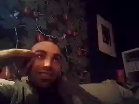 Snapshot of DrbigdickUK chatting on 01-29-25, 09:17 DrbigdickUK online show from 01-29-25, 09:17