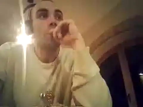 Snapshot of DrbigdickUK chatting on 02-03-25, 11:26 DrbigdickUK online show from 02-03-25, 11:26