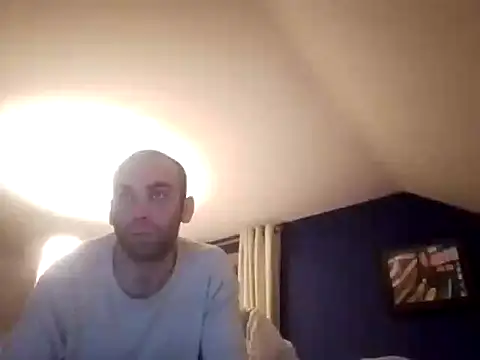 Snapshot of DrbigdickUK chatting on 02-06-25, 10:10 DrbigdickUK online show from 02-06-25, 10:10