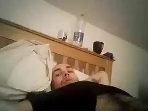 Snapshot of DrbigdickUK chatting on 02-13-25, 09:38 DrbigdickUK online show from 02-13-25, 09:38