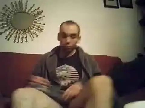 Snapshot of DrbigdickUK chatting on 10-17-25, 07:49 DrbigdickUK online show from 10-17-25, 07:49