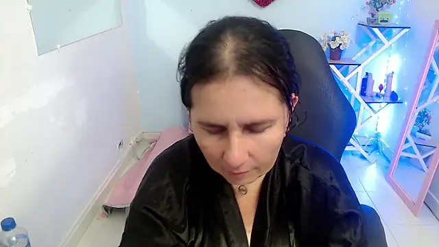 victoria jones online show from 01-09-26, 07:04