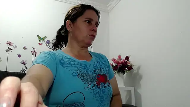 victoria jones online show from 05-13-26, 12:46
