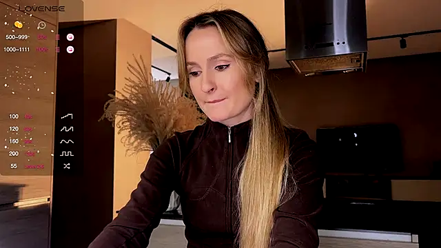 Peach  juice online show from 12-04-24, 05:33