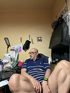 tsugu1105 online show from 06-10-26, 12:04