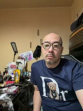 tsugu1105 online show from 07-06-26, 11:29