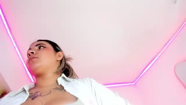  Ameliie online show from 02-21-25, 10:26