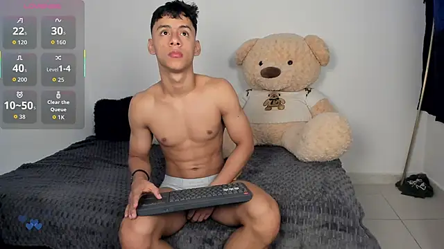 Snapshot of LittleParker chatting on 01-17-26, 01:16 LittleParker online show from 01-17-26, 01:16