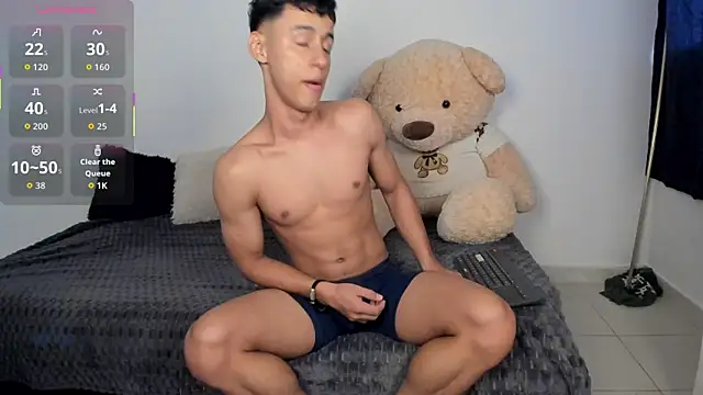 Snapshot of LittleParker chatting on 01-18-26, 12:42 LittleParker online show from 01-18-26, 12:42