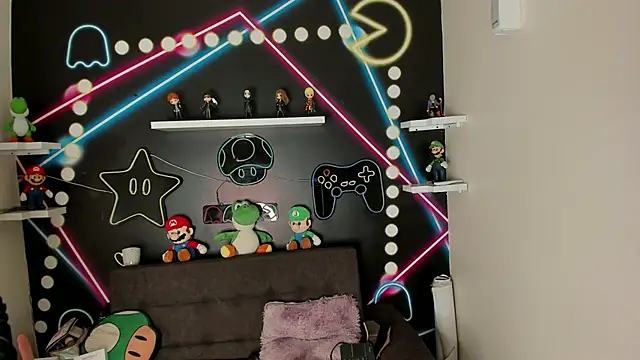 AbbyWathson online show from 03-22-25, 10:48