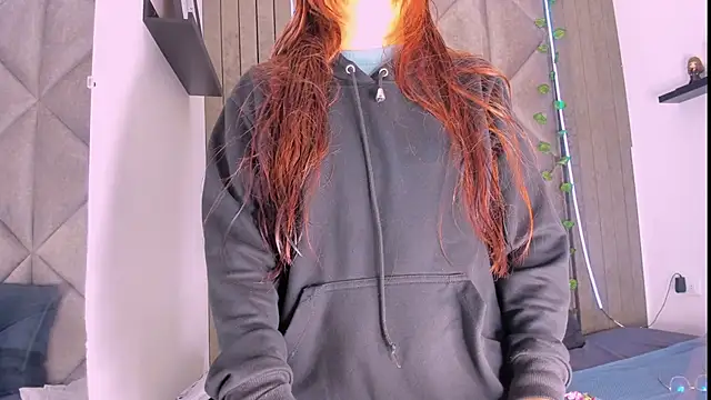 AbbyWathson online show from 11-03-25, 07:37