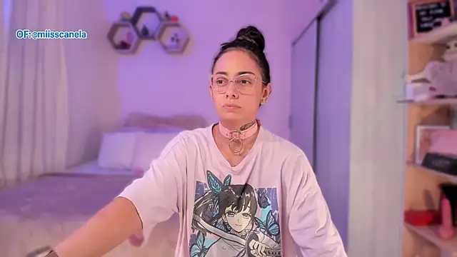 Aleja24Evans online show from 10-06-25, 01:03