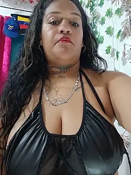 Michelle Brito1 online show from 05-16-26, 12:18