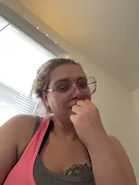 Lalalynn online show from 04-23-26, 05:48