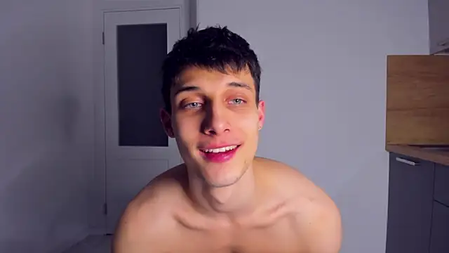 Kent Ross online show from 11-29-25, 01:52