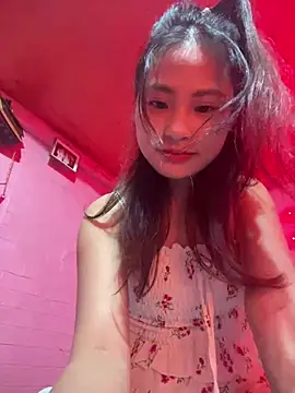 trieungoclnt online show from 02-05-26, 04:17